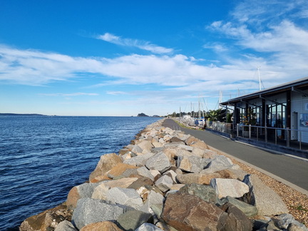 Batemans Bay breakwater and cafe